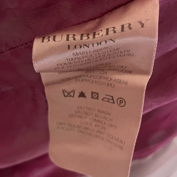 Rare Burberry Mauve extremely small size 2 - Picture 5 of 5